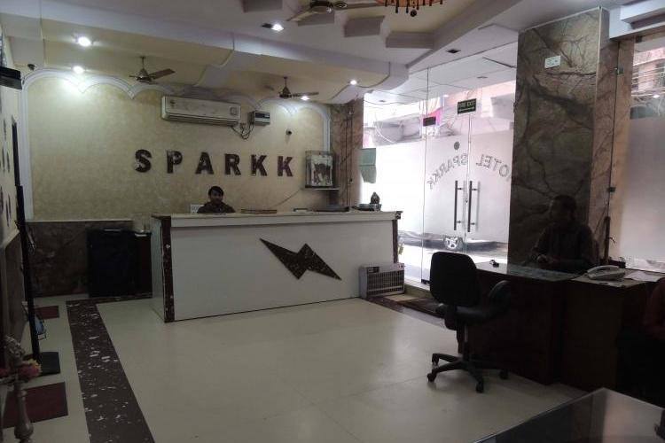 Hotel Sparkk, New Delhi 2